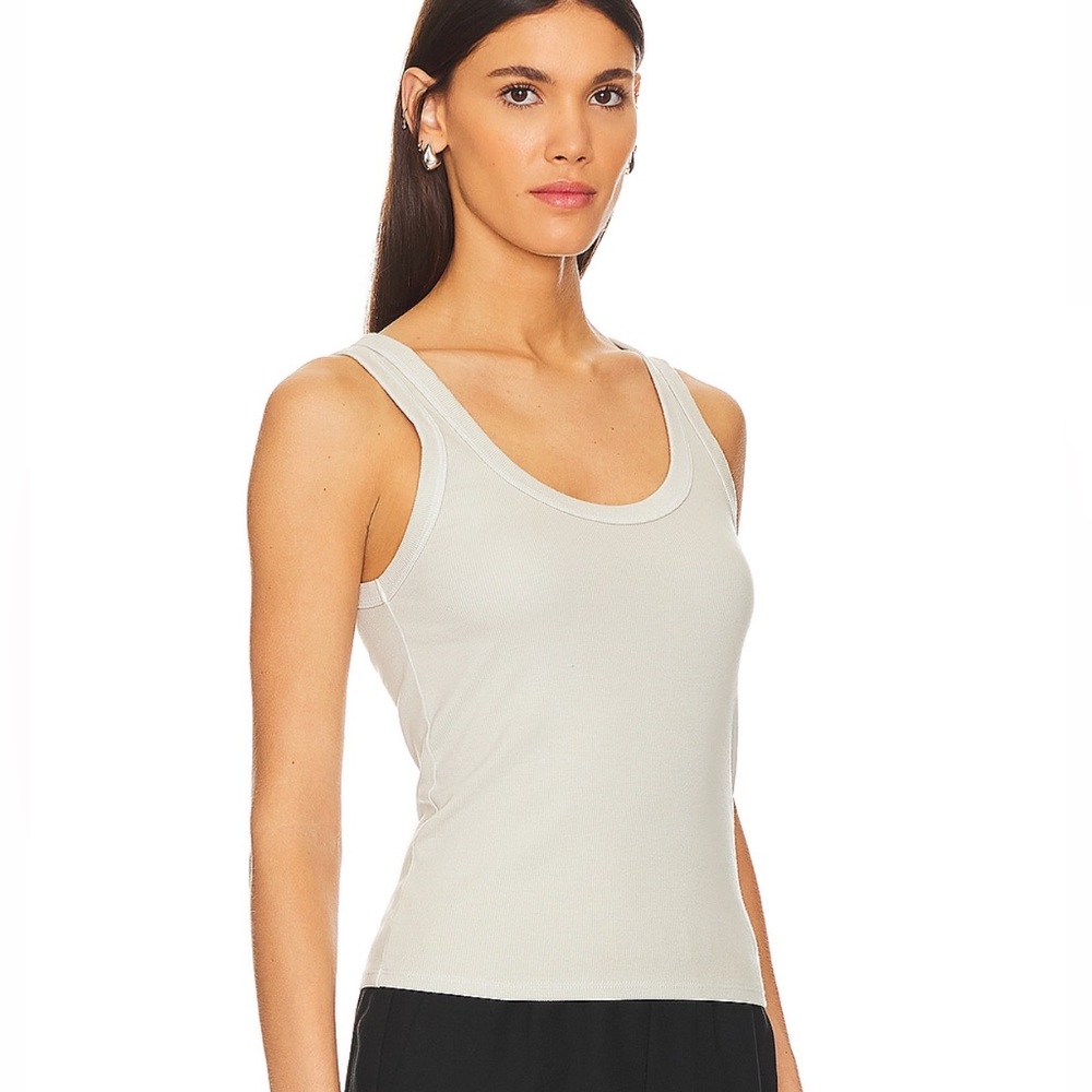 Enza costa ribbed tank top size medium color mist